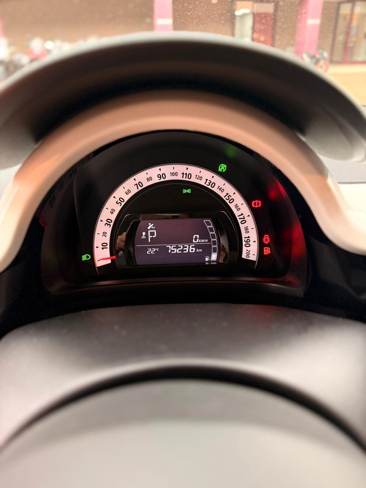 Renault Twingo Cambio Automatico 900 turbo diesel