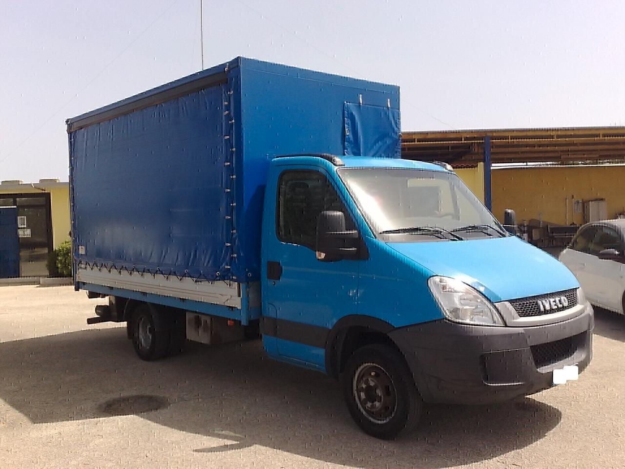 Iveco Daily 35c10 2.3hpt CENT. SPONDA - 2011