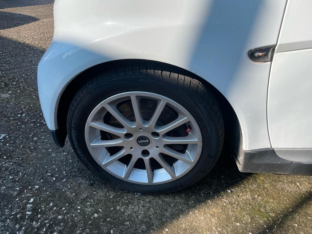 Smart ForTwo 1000 52 kW coupé pure