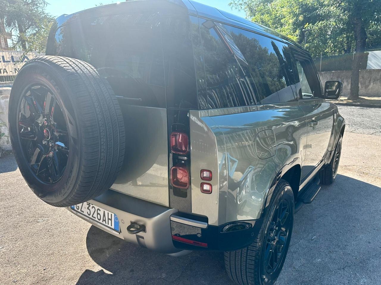 Land Rover Defender 90 3.0D I6 200 CV AWD Auto X-Dynamic SE