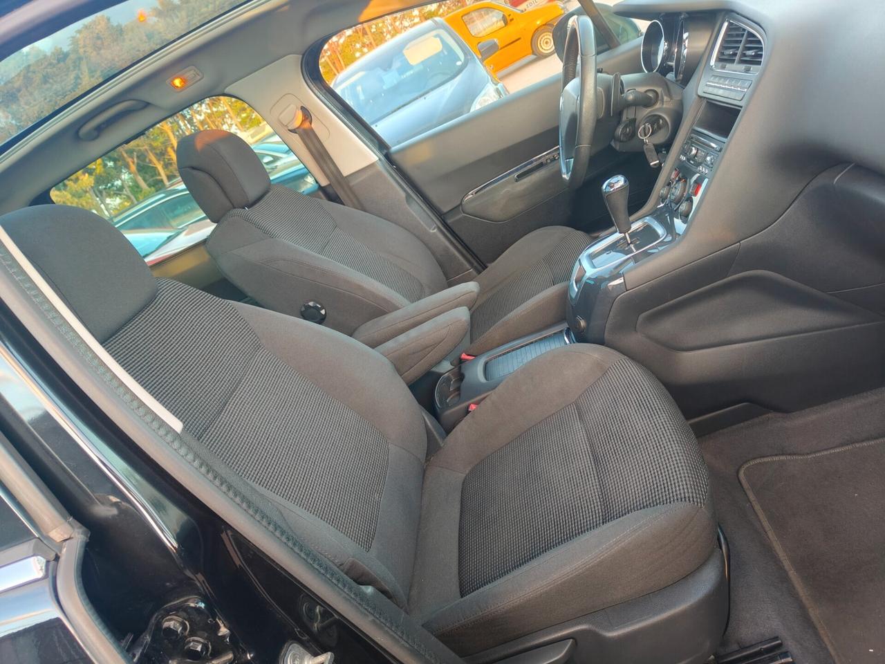 Peugeot 5008 1.6 e-HDi 115CV S&S ETG6 Allure
