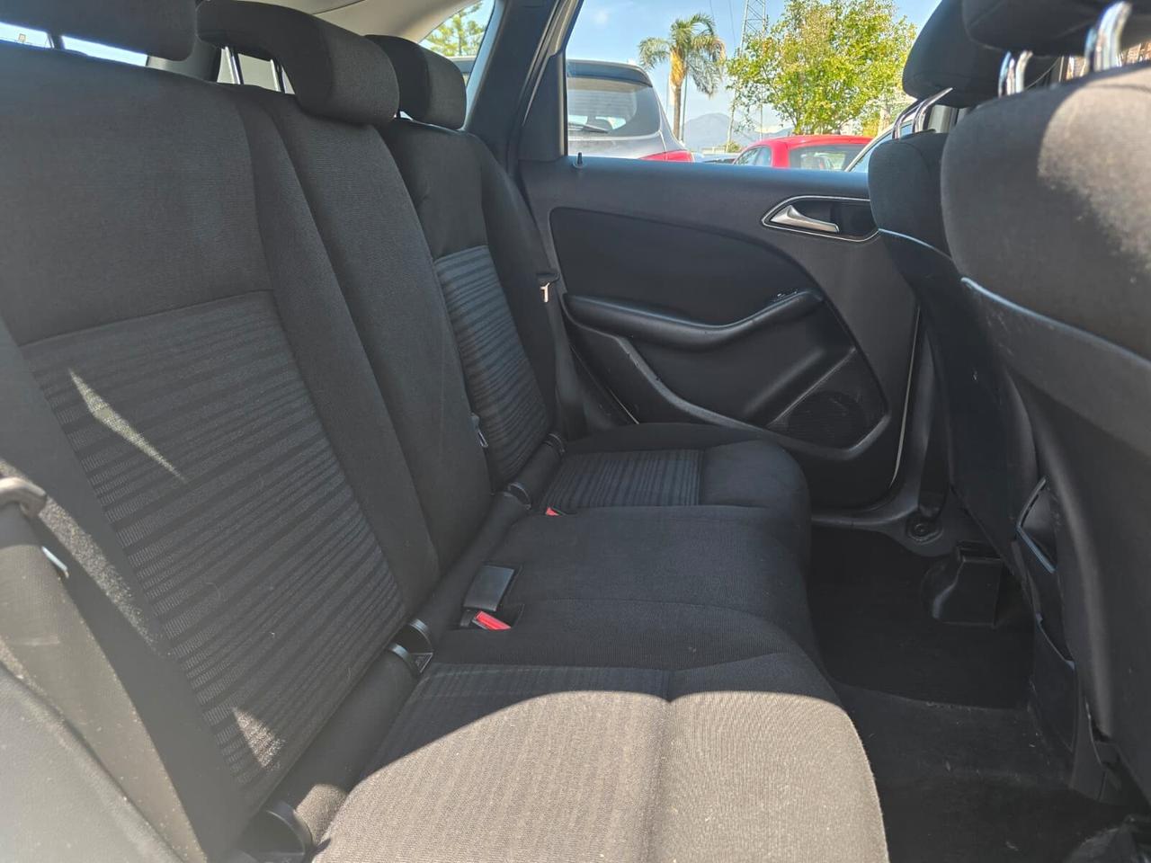 MERCEDES CLASSE B 180 CDI BlueEFFICIENCY PREMIUM