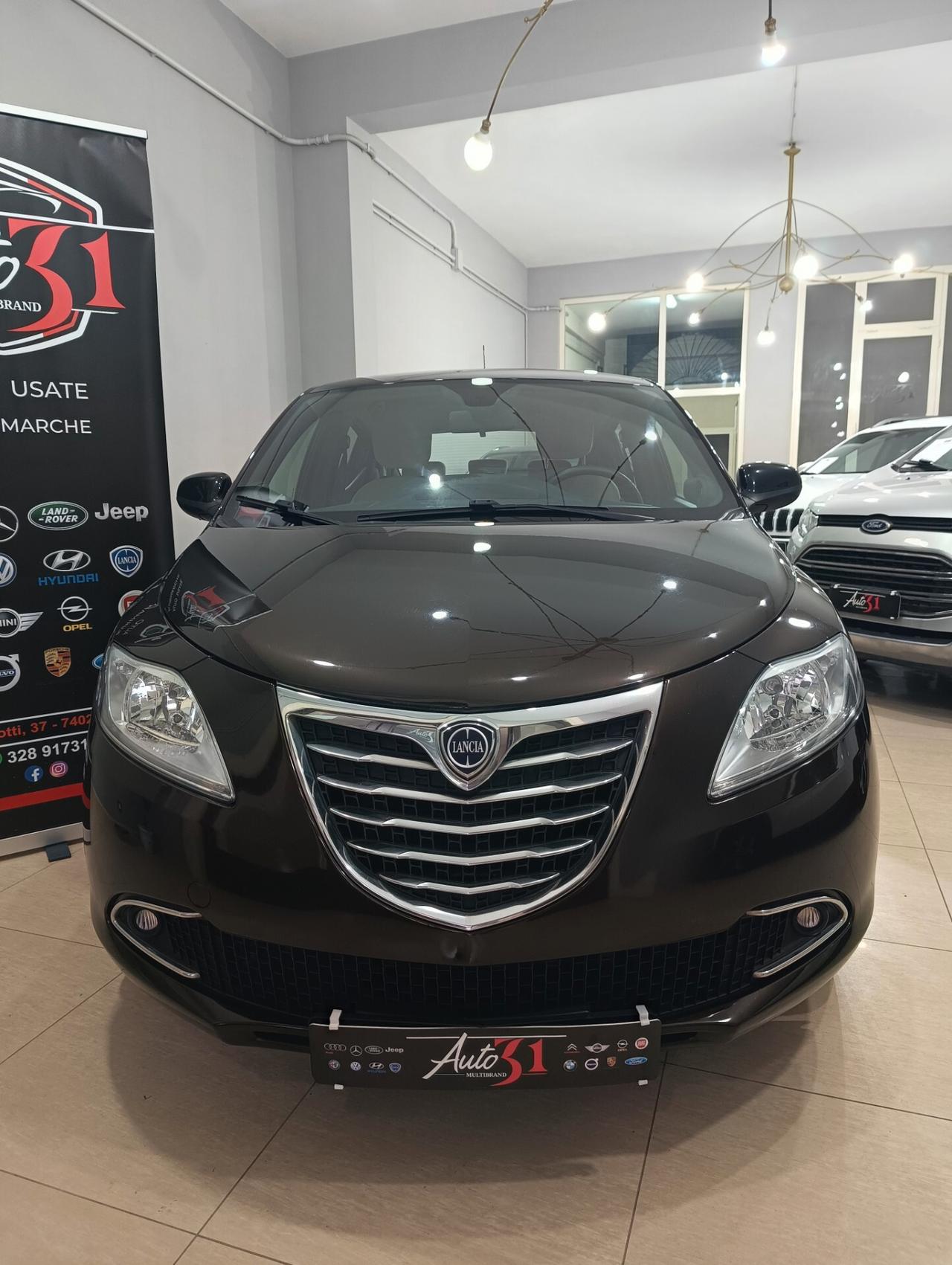 Lancia Ypsilon 1.2 69 CV 5 porte Gold
