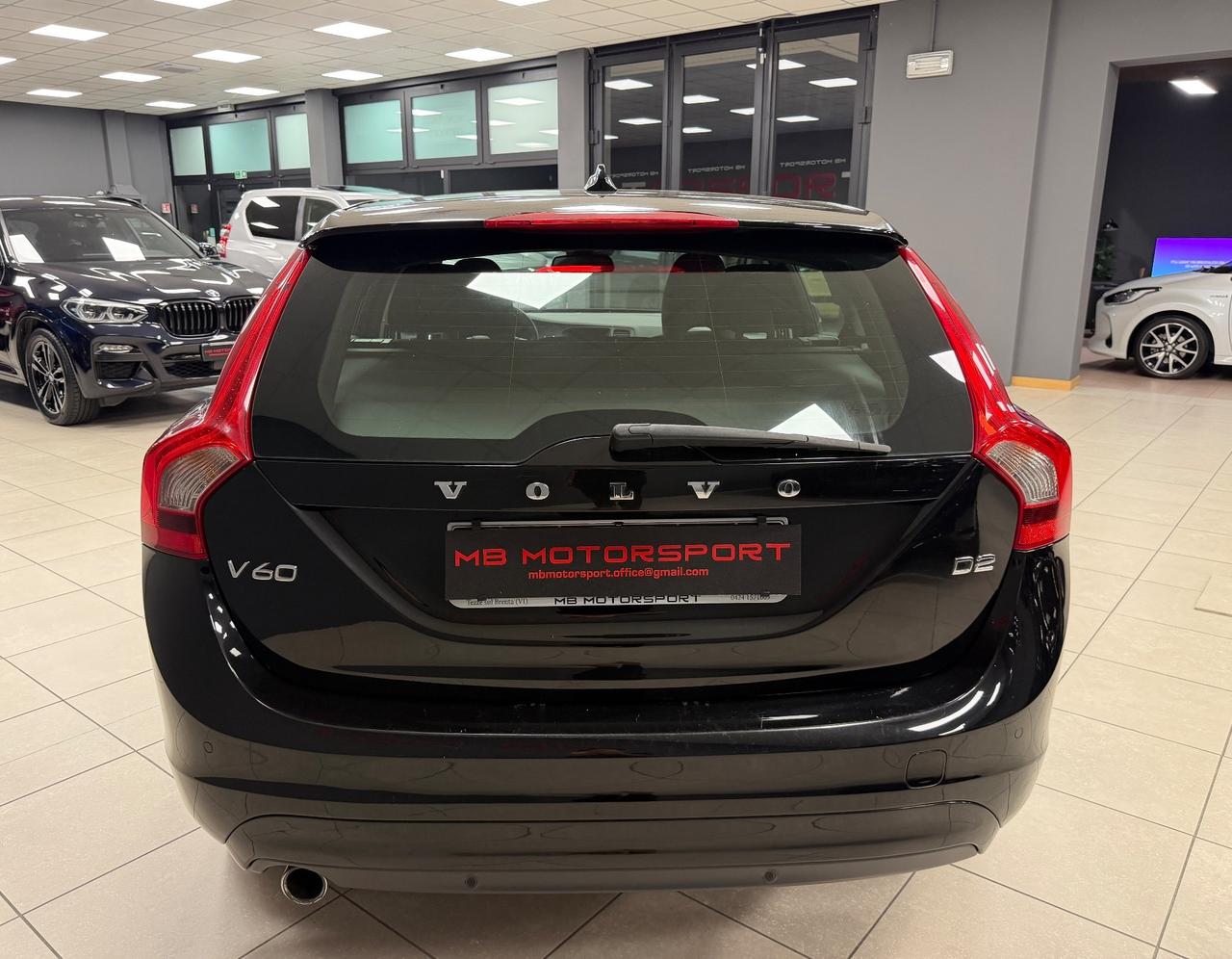 Volvo V60 D2 Geartronic Summum