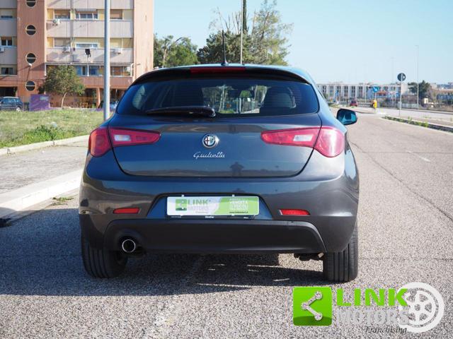 ALFA ROMEO Giulietta 1.6 JTDm-2 120 CV Distinctive