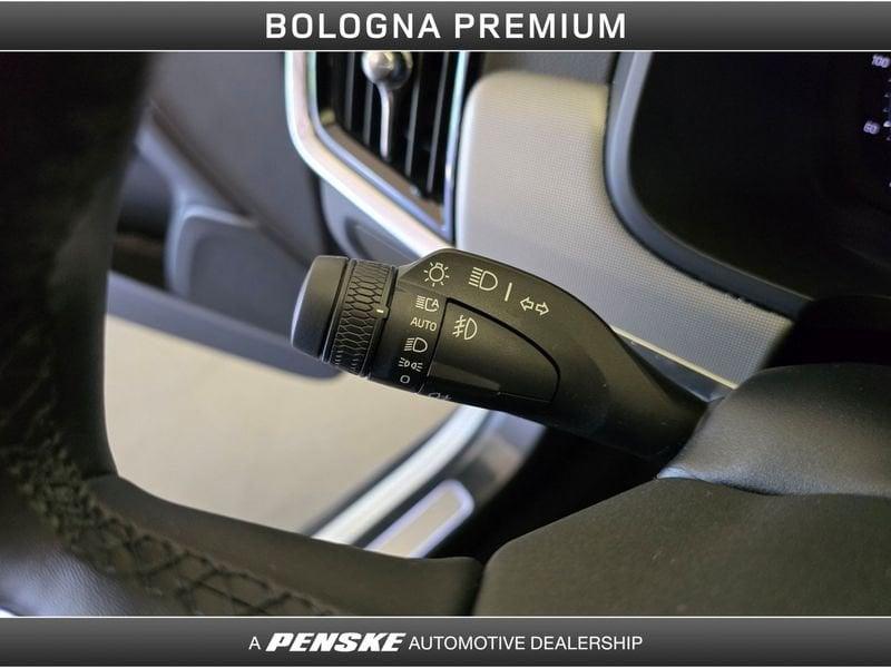 Volvo V90 Cross Country B4 (d) AWD automatico Ultimate