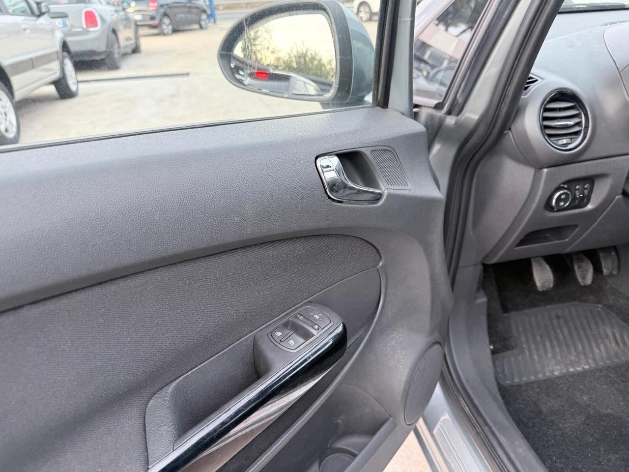 Opel Corsa 1.2 5 porte Edition