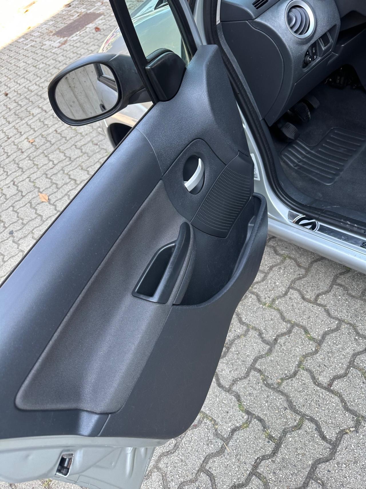 Citroen C3 1.4 Exclusive Style Bi Energy G
