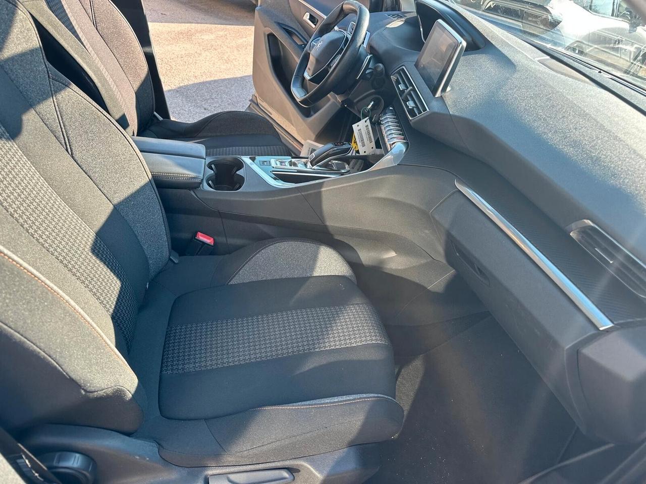 Peugeot 3008 BlueHDi 130 S&S EAT8 Allure NEOPATENTATI