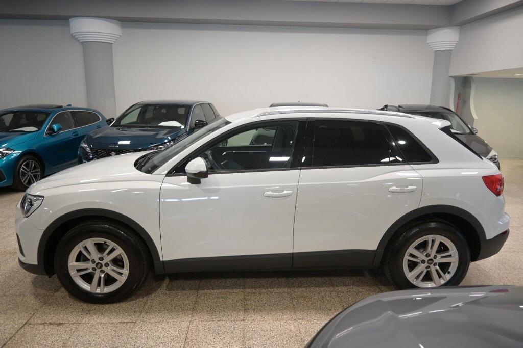 Audi Q3 35 TDI quattro S tronic Business