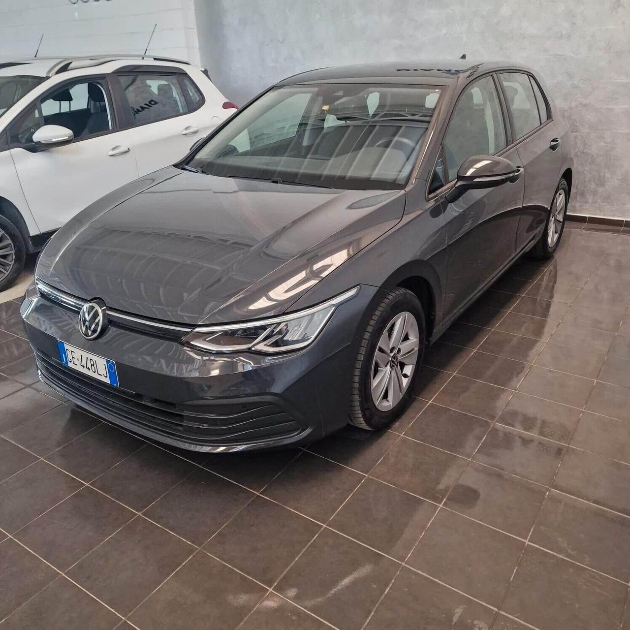 Volkswagen Golf 1.0 eTSI EVO DSG Life