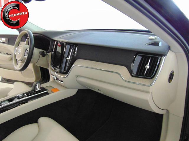 VOLVO XC60 XC60 2.0 b4 Plus Dark auto N1 AUTOCARRO