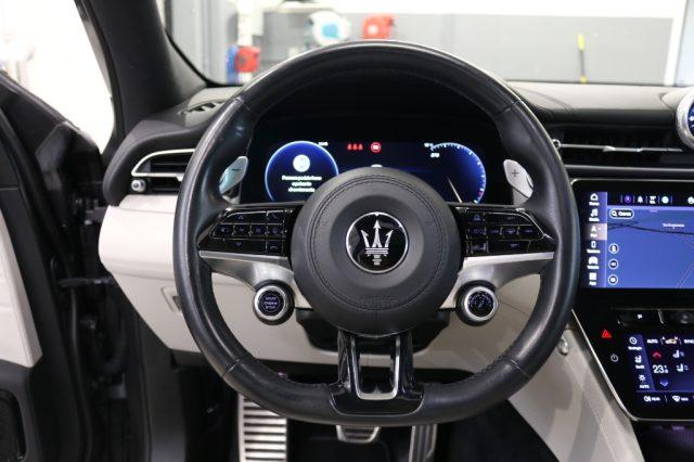 MASERATI Grecale MHEV 330 CV AWD Modena"nuova"