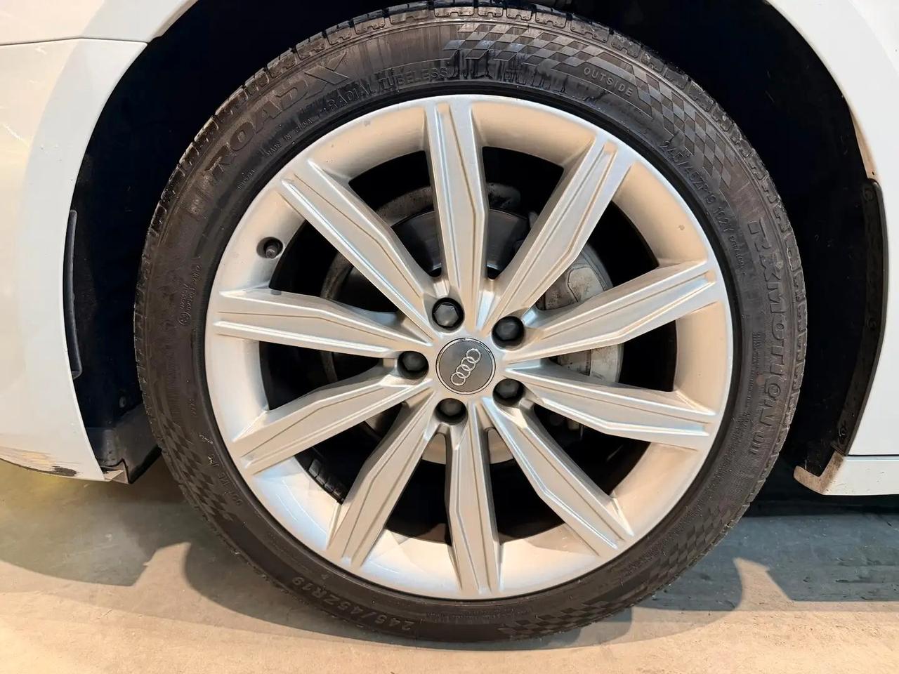 Audi A6 Avant 40 2.0 TDI S tronic Business Plus