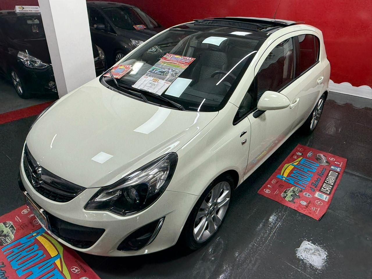 Opel Corsa 1.2 86cv Cosmo - 2011