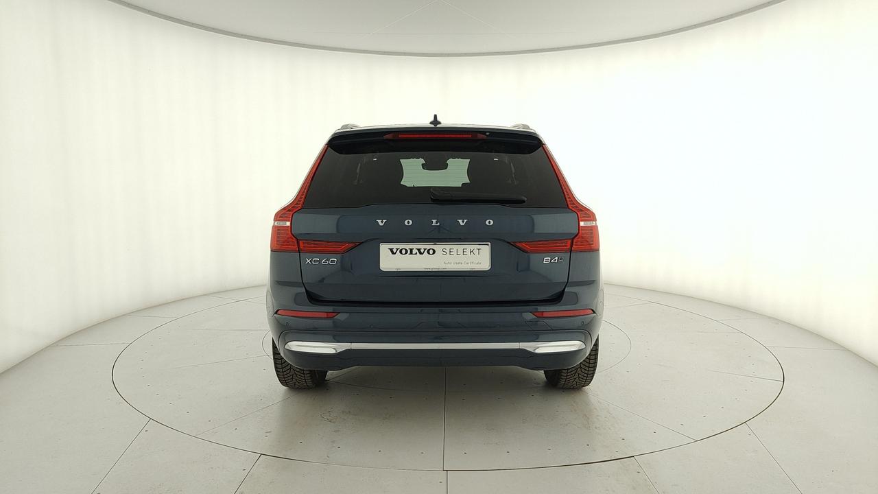 VOLVO XC60 II 2022 - XC60 2.0 b4 Ultimate Bright awd auto