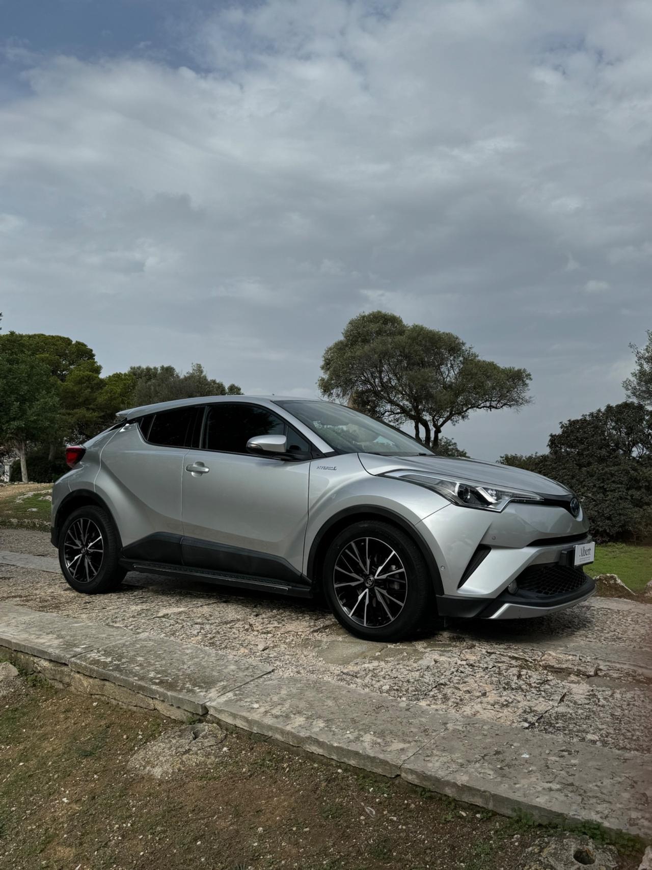 Toyota C-HR 1.8 Hybrid E-CVT Lounge