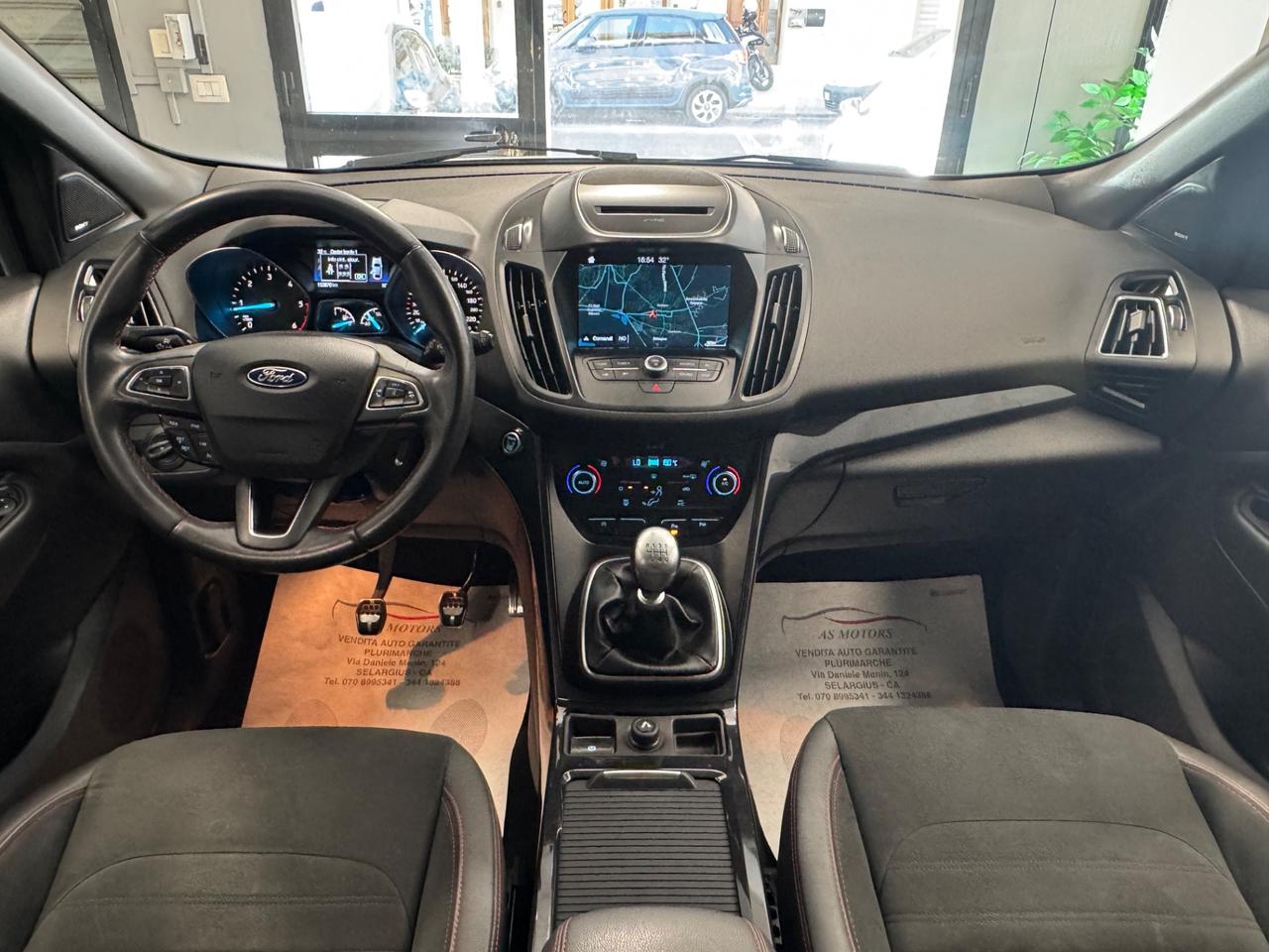 Ford Kuga 1.5 TDCI 120 CV ST-Line