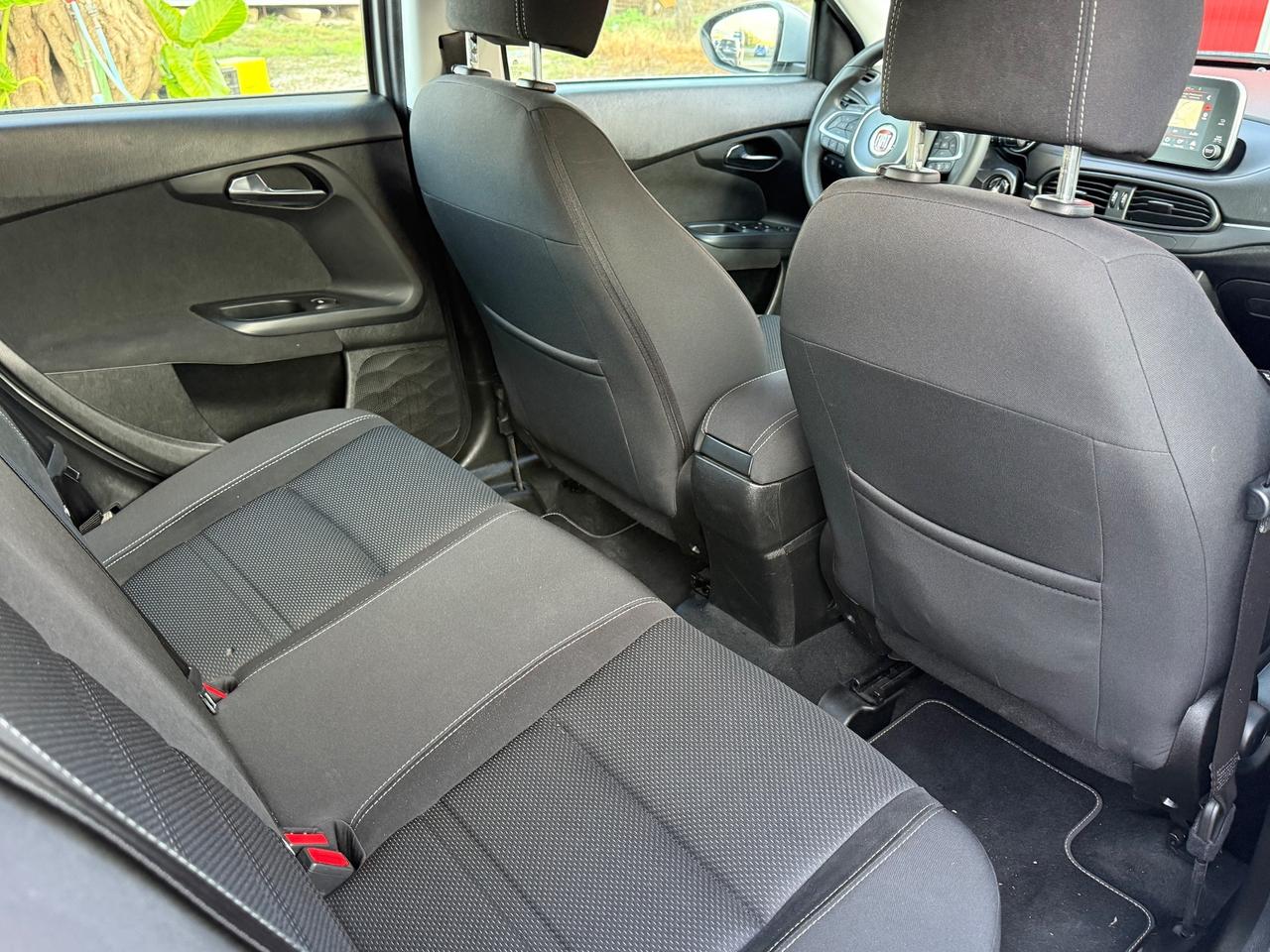 Fiat Tipo 1.6 Mjt S&S 5 porte Lounge