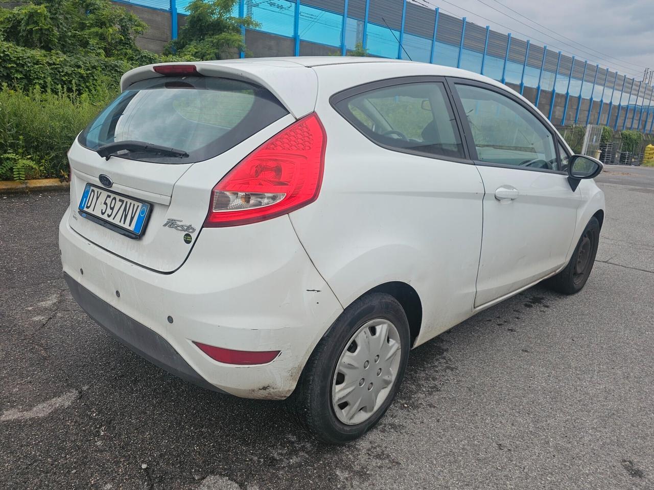 Ford Fiesta 1.2 GUIDABILE DA NEOPATENTATI