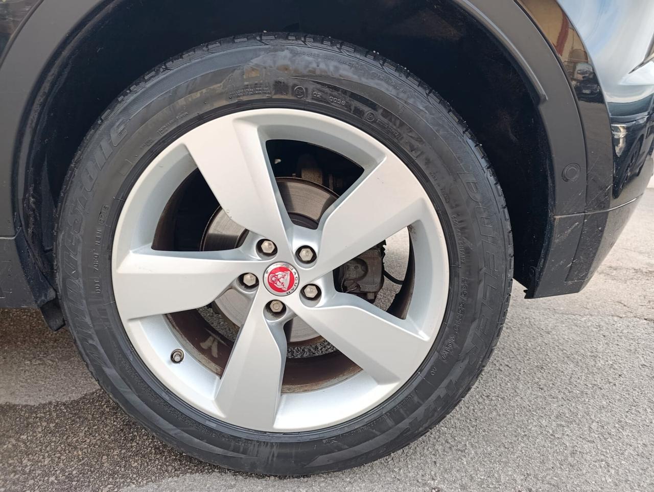 Jaguar E-Pace 2.0D 180 CV AWD