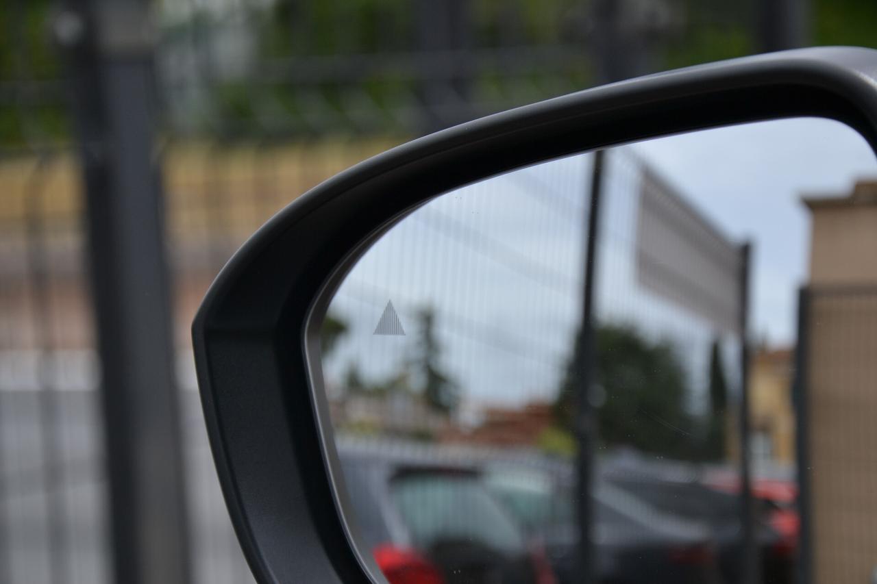 Nissan Qashqai 1.3 MHEV 158CV N-CONNECTA AUTOM. PREZZO SENZA VINCOLI UNIPRO FATTURABILE GARANZIA 12 MESI