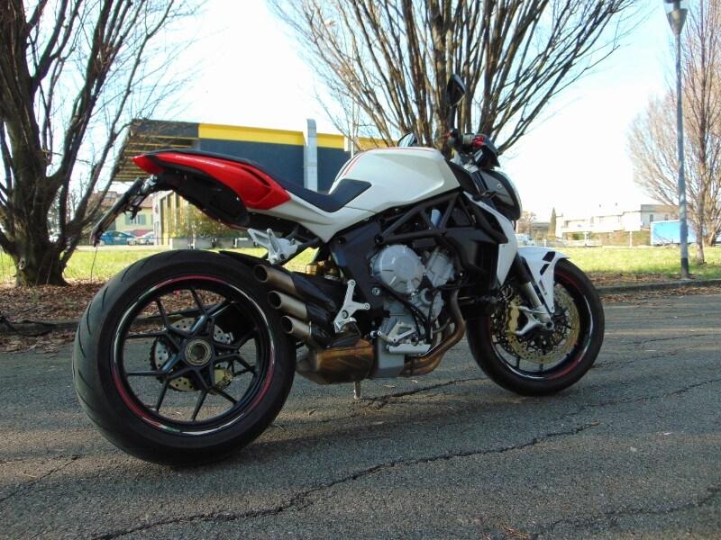 MV Agusta Brutale 800 EAS Italia