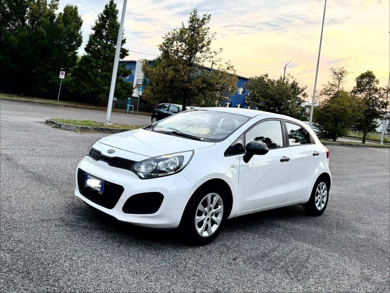 Kia Rio 1.2 CVVT 5p. EX
