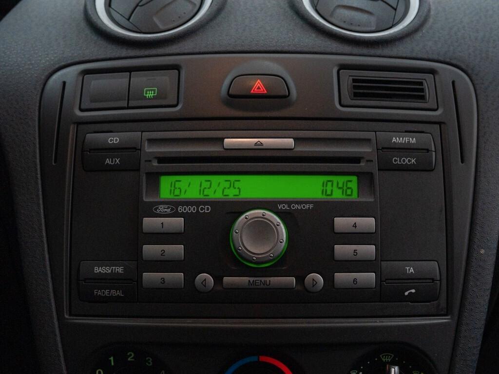 Ford Fusion 1.4 Benzina