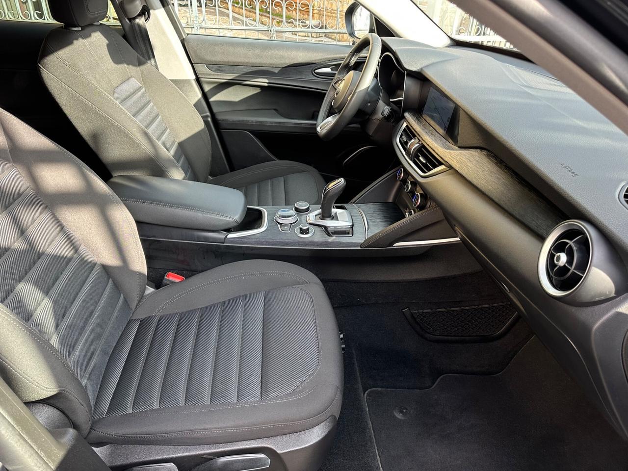 Alfa Romeo Stelvio 2.2 Turbodiesel 190 CV AT8 RWD Business