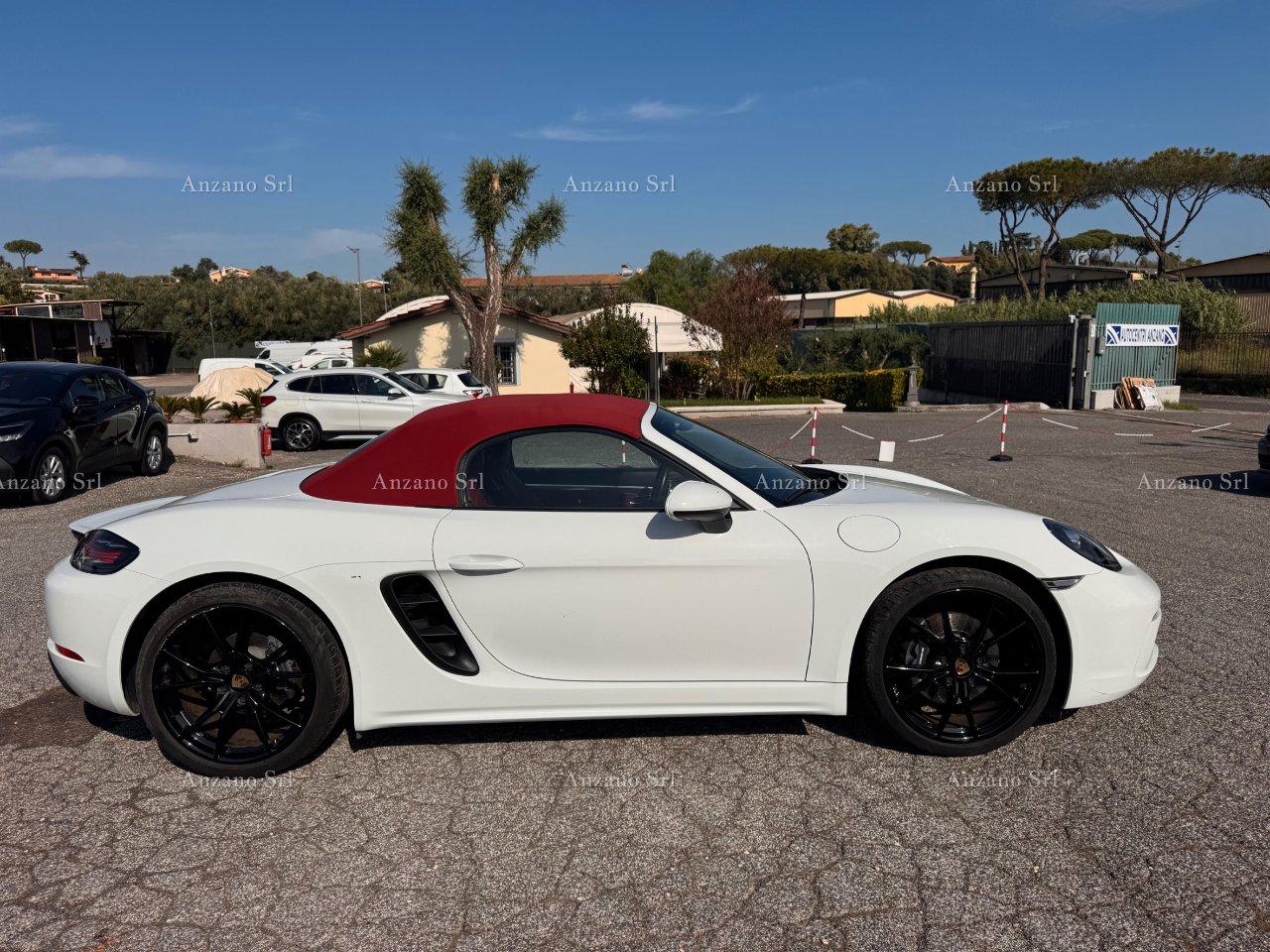 Porsche 718 Boxster 2.0 300cv pdk