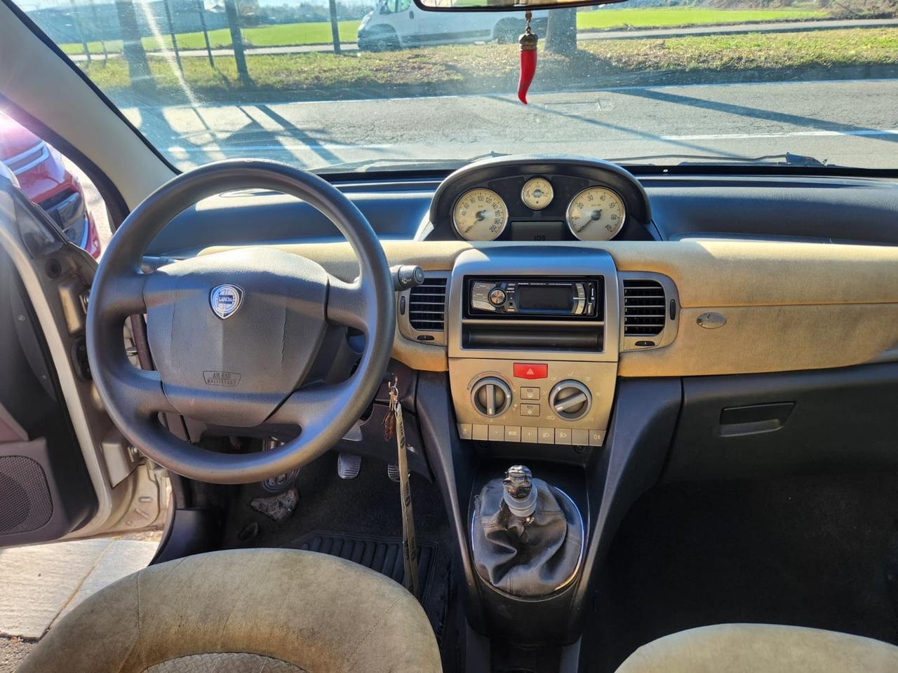 Lancia Ypsilon 1.2 Oro Giallo