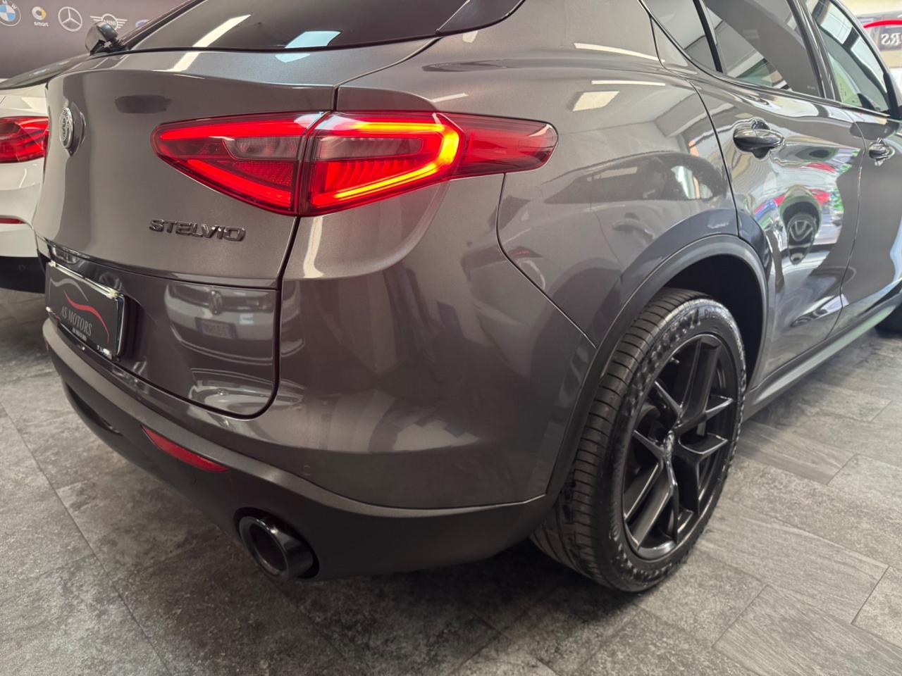 Alfa Romeo Stelvio 2.2 Turbodiesel 210 CV Q4 Super