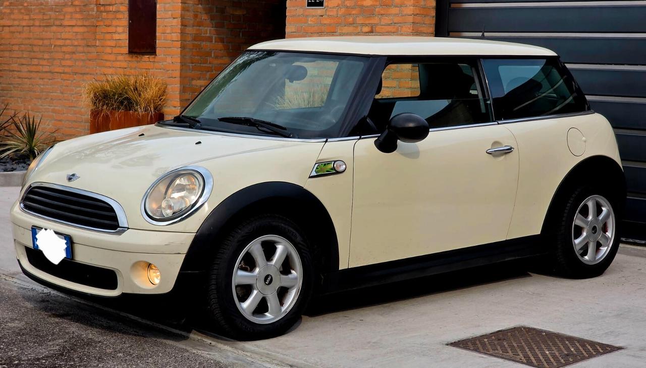 Mini Cooper 1.4 benzina GPL 2011 NEOP