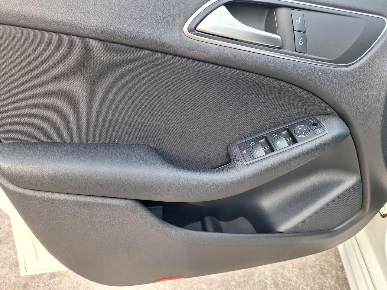 Mercedes-benz B 180 BlueEFFICIENCY Executive