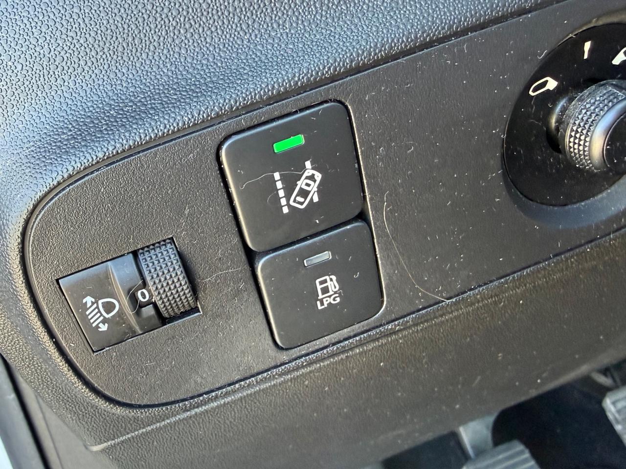 Citroen C3 PureTech 82 GPL Feel