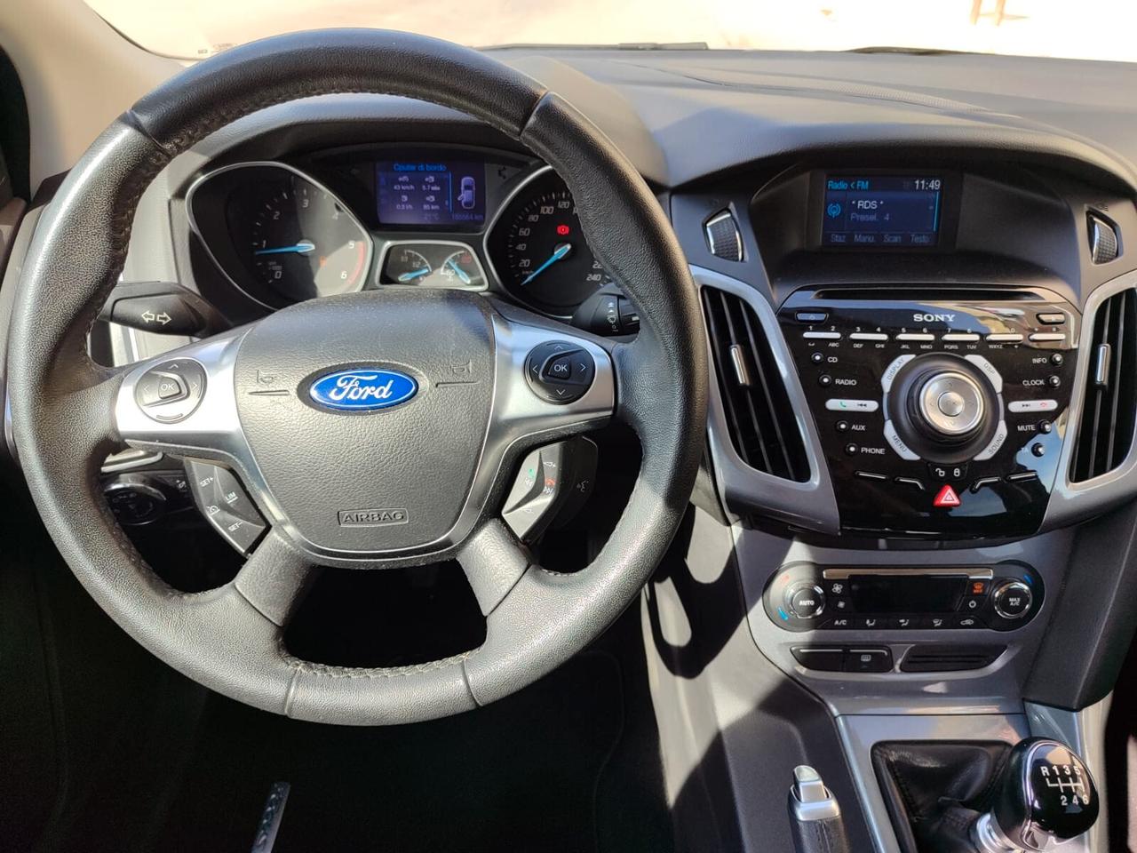 Ford Focus 1.6 TDCi 115 CV Titanium PARI AL NUOVO!!!