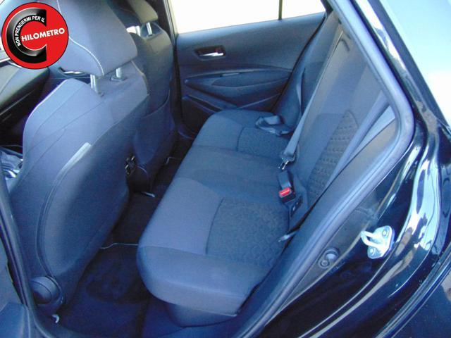 TOYOTA Corolla Touring Sports 1.8 Hybrid Business