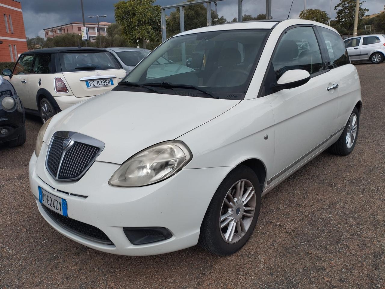 Lancia Ypsilon 1.4 Platino Ecochic GPL