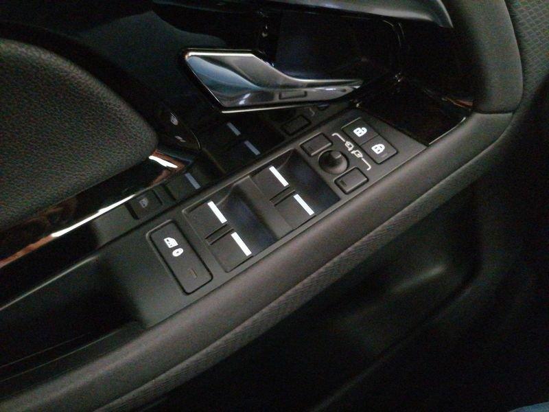 Land Rover Range Rover Evoque 2.0d i4 mhev R-Dynamic S awd 163cv auto