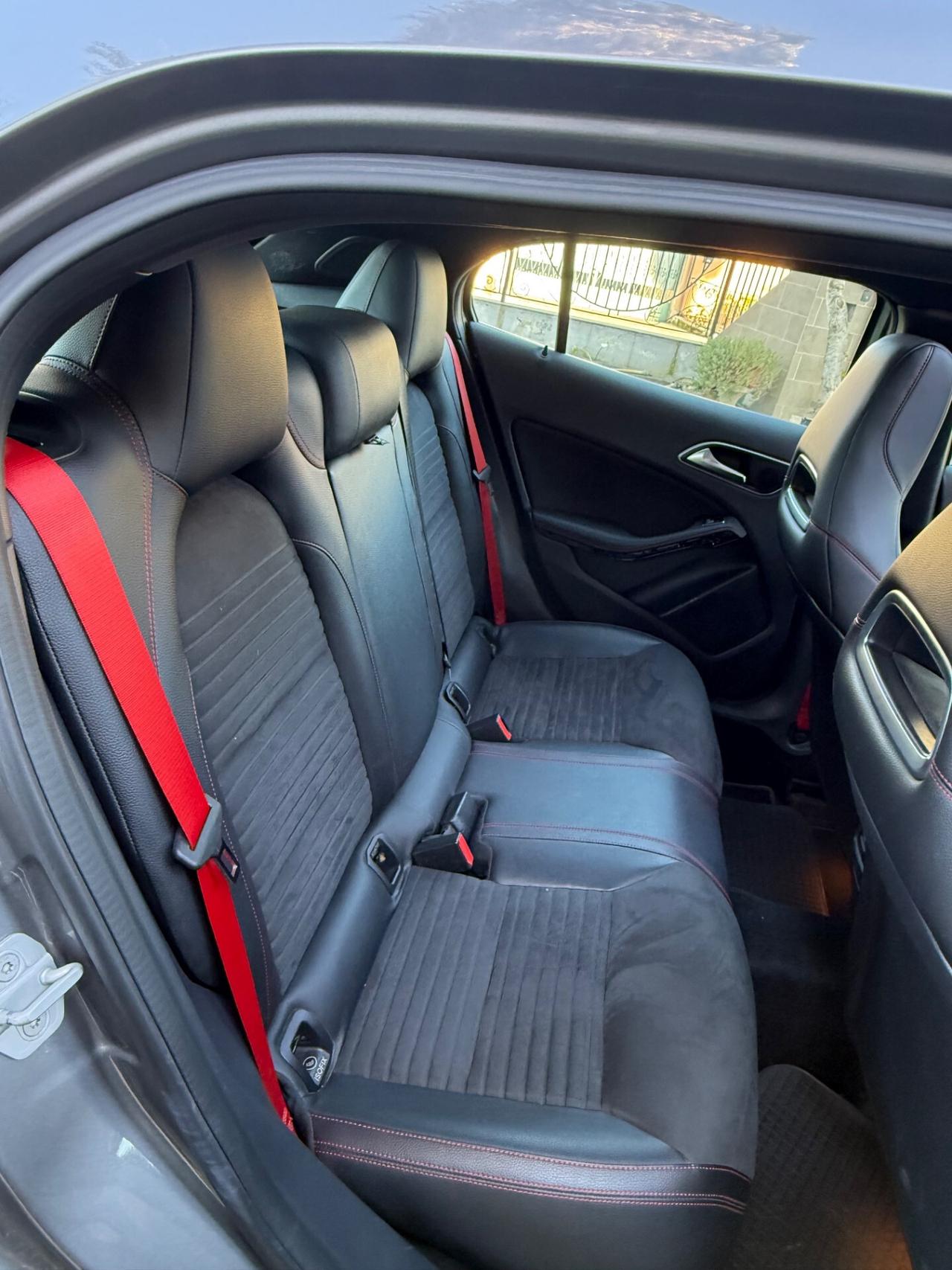 Mercedes-benz GLA 45 AMG 4Matic