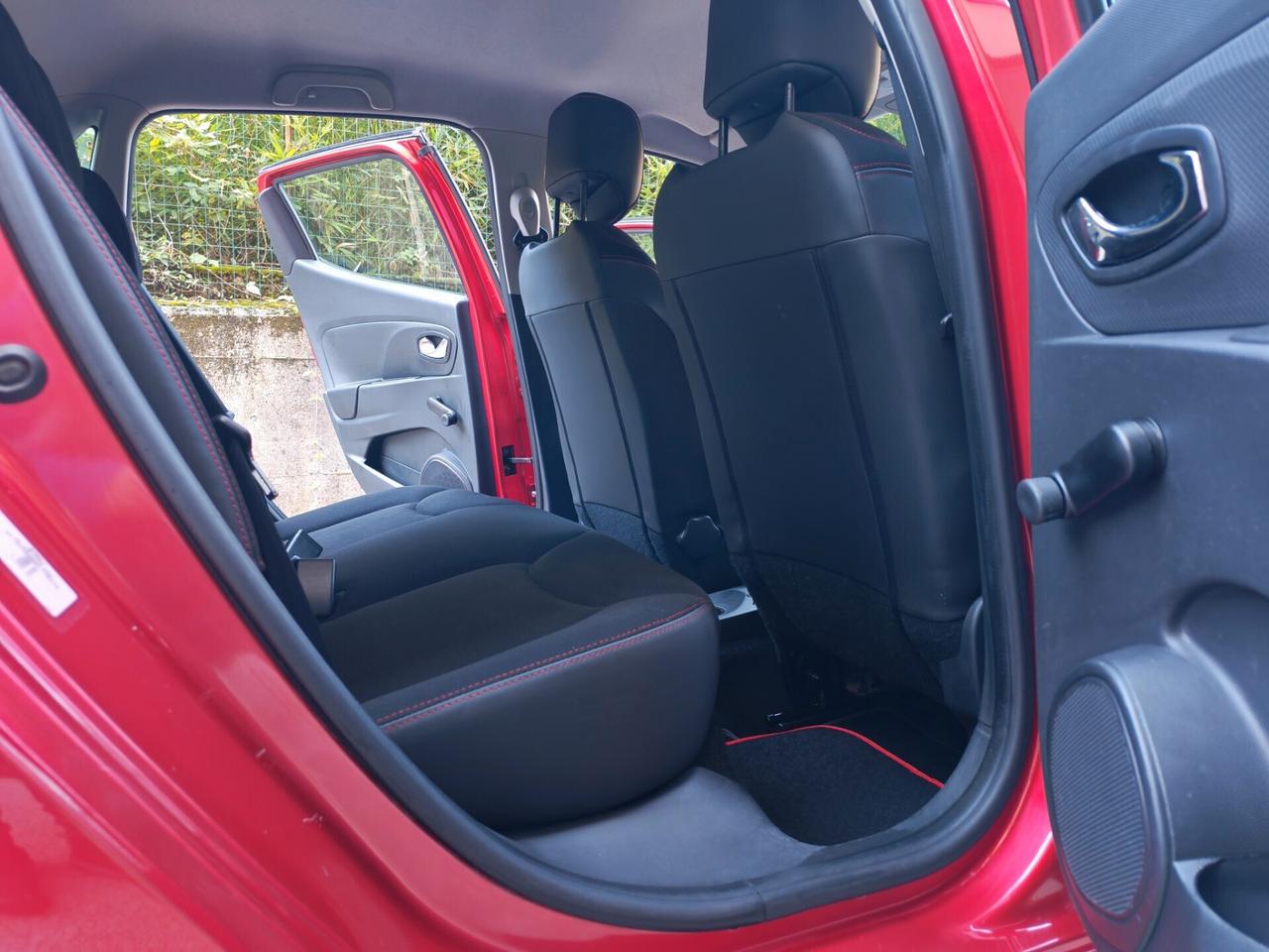 Renault Clio 1.2 BENZINA 73cv / Neopatentati