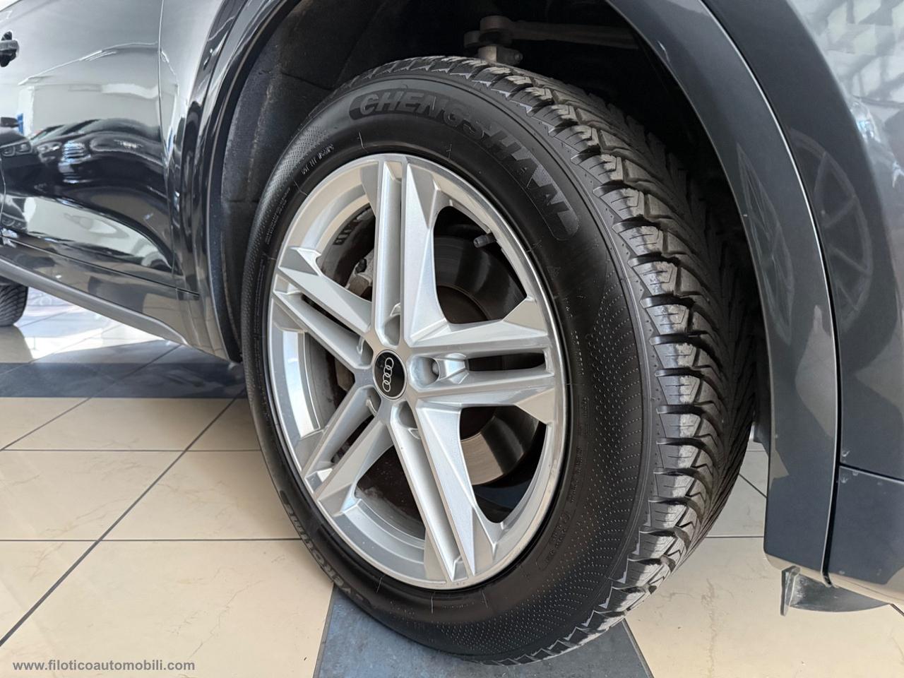 AUDI Q5 40 TDI 204CV qu. S tr. S line MATRIX - LUCI AMBIENTE FULL