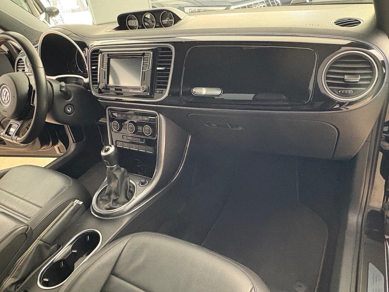 VW Beetle Maggiolino 1.4 TSI DUNE cabriolet