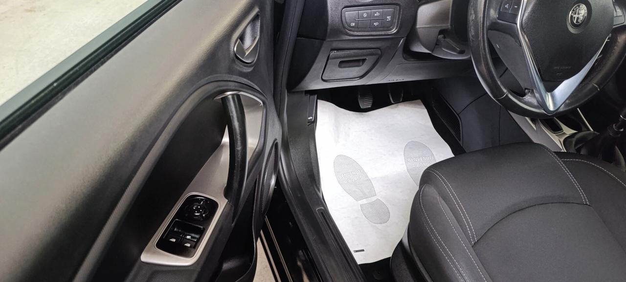 Alfa Romeo MiTo 1.4 78 CV 8V S&S - Uniproprietario Ok Neopatentati