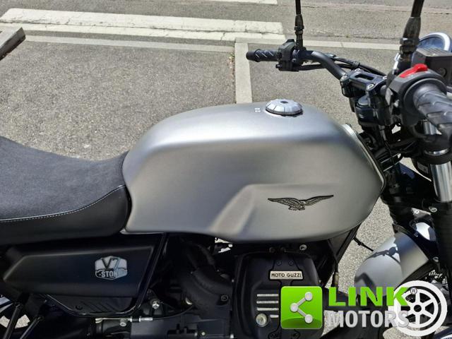 MOTO GUZZI V7 STONE CON SOLI 1700 KM