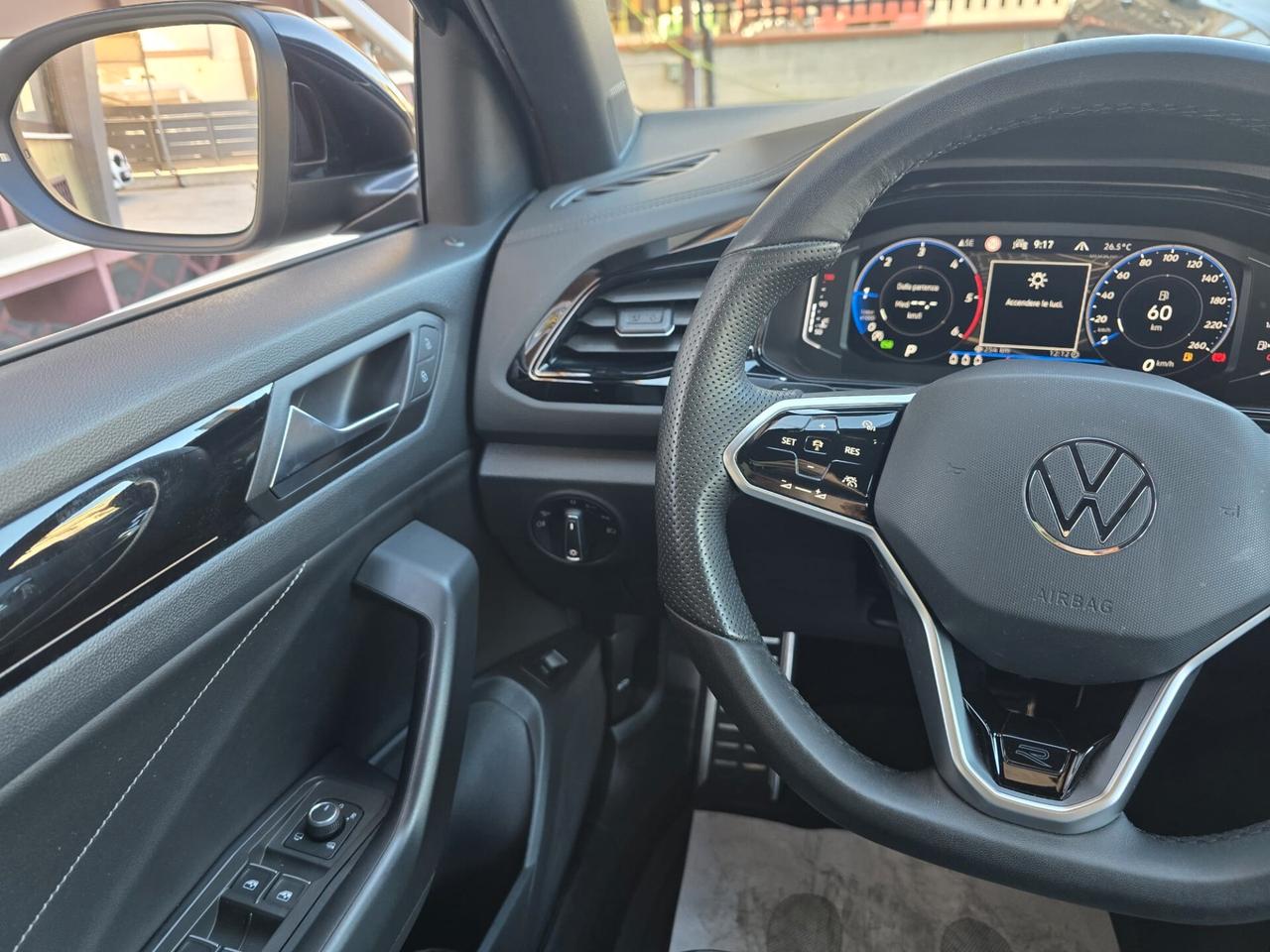 Volkswagen T-Roc 2.0 TDI SCR 150 CV DSG R-Line
