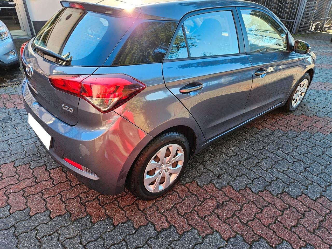 Hyundai i20 1.2 5 porte Classic - OK NEOPATENATI