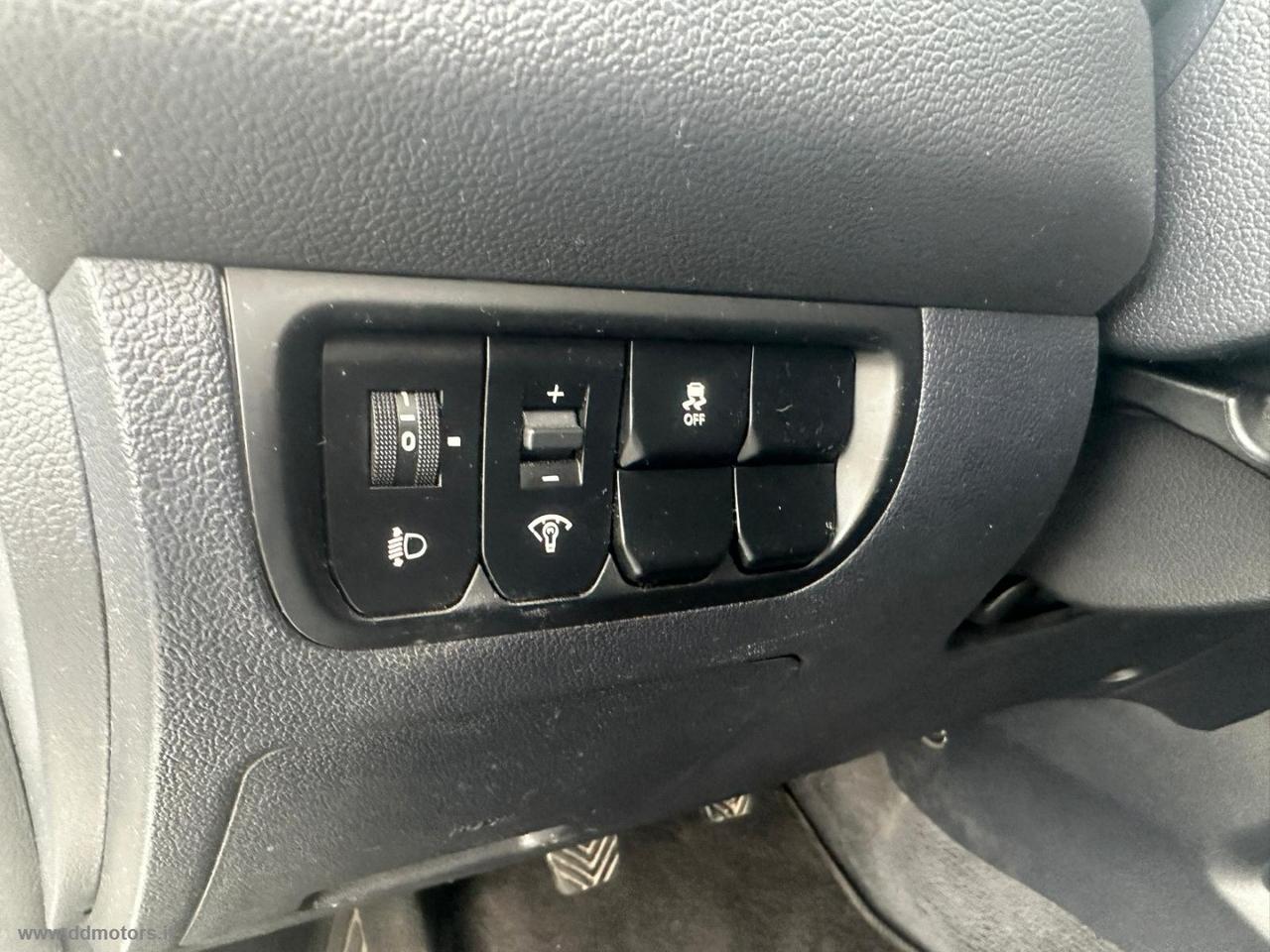 KIA Rio 1.1 CRDi 5p. Cool *NEOPATENTATI*