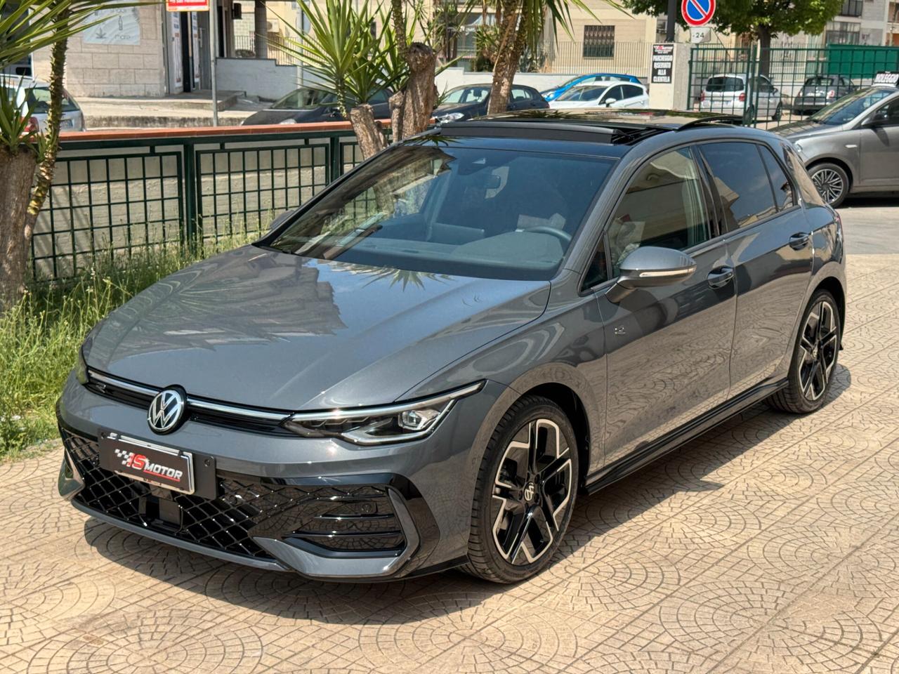VOLKSWAGEN GOLF 8.5 2.0 TDI 150 CV DSG SCR R-LINE PLUS 30 YEARS